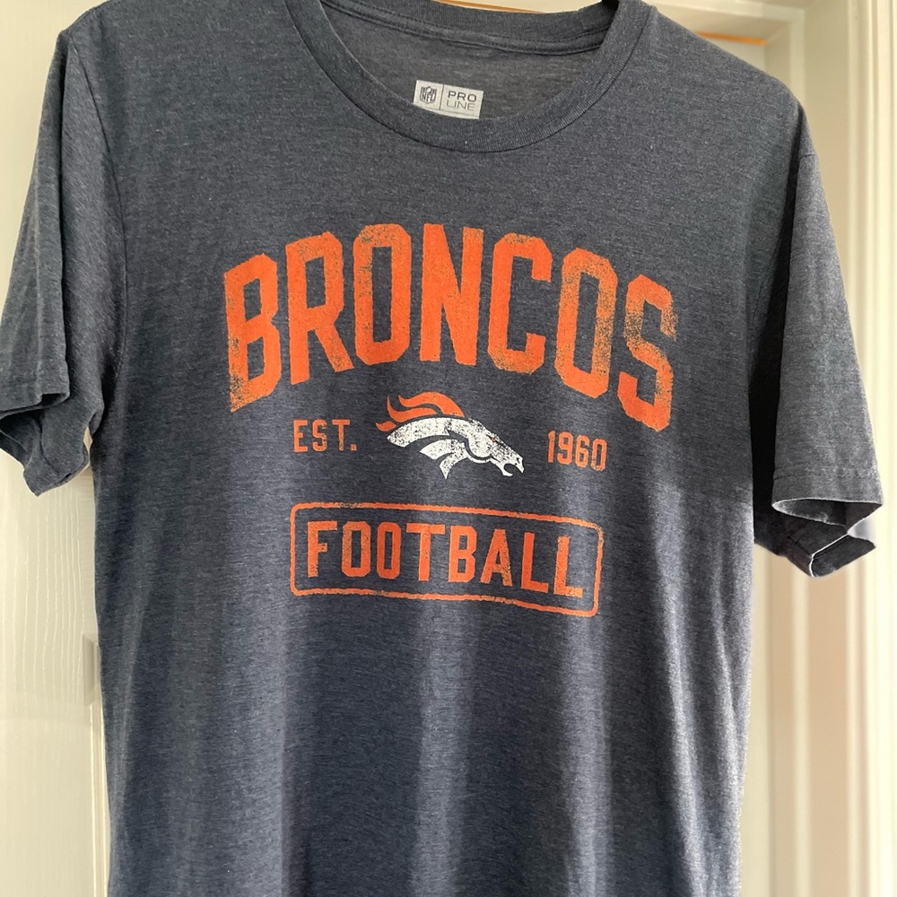 Broncos Graphic T-Shirt